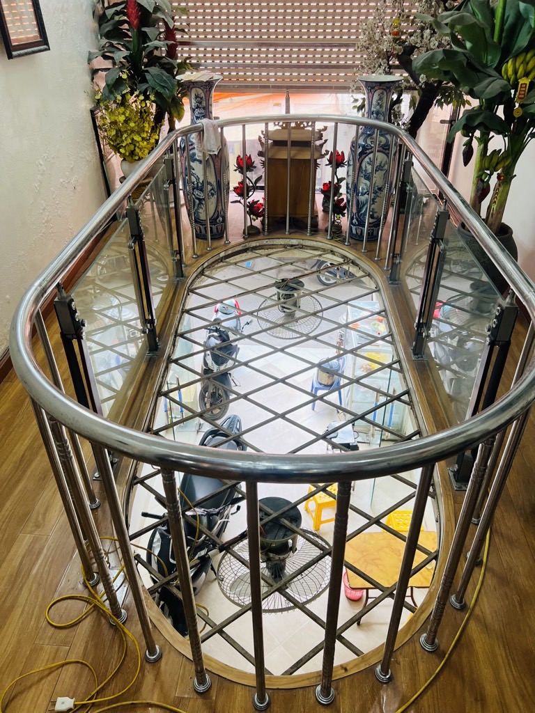 Bán nhà Trương Định - diện tích 51m2 5 tầng - Siêu hiếm nhà bán, mặt ngõ thông kinh doanh đông đúc - giá 14,75 tỷ