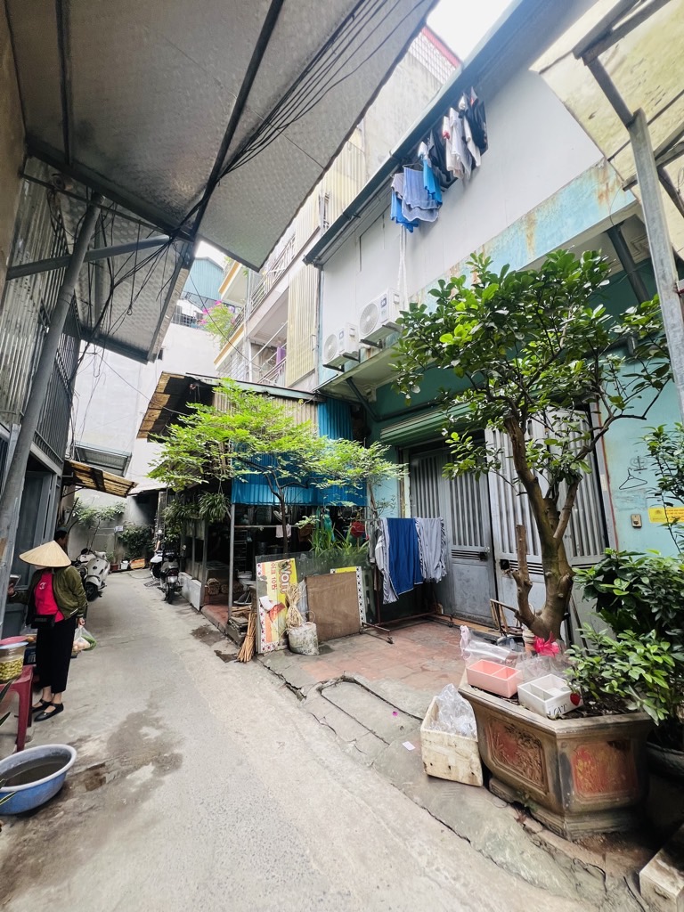 Bán nhà Vĩnh Tuy - diện tích 90m2 4 tầng - Ô tô lùi cửa - giá 19 tỷ