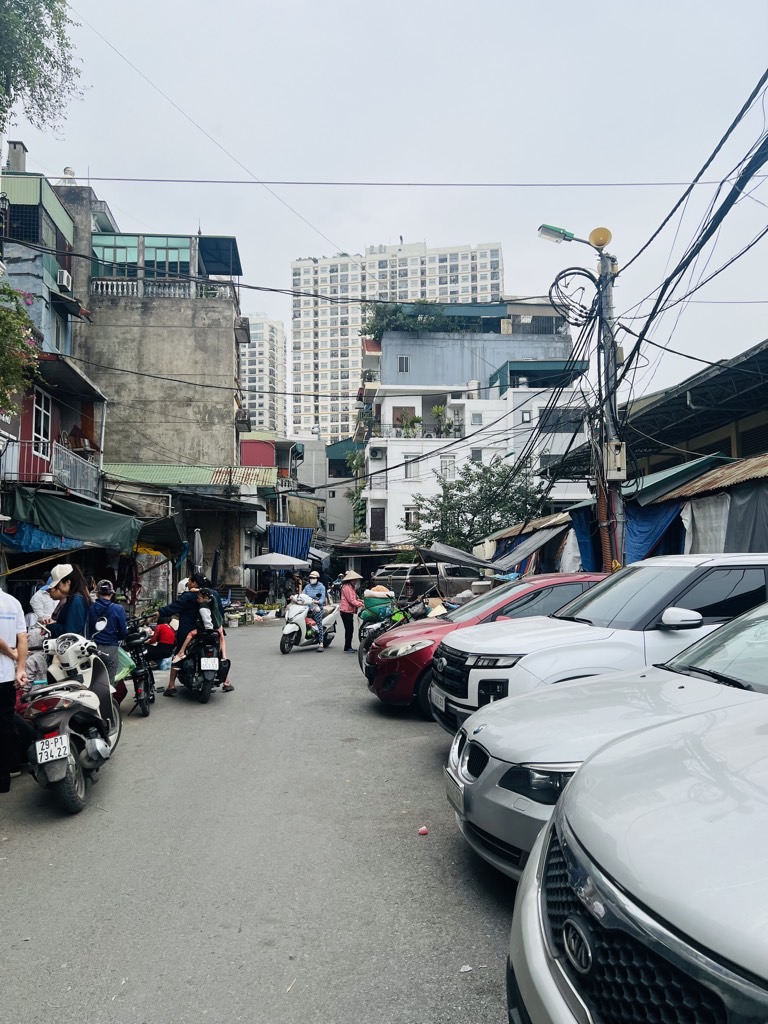 Bán nhà Vĩnh Tuy - diện tích 90m2 4 tầng - Ô tô lùi cửa - giá 19 tỷ