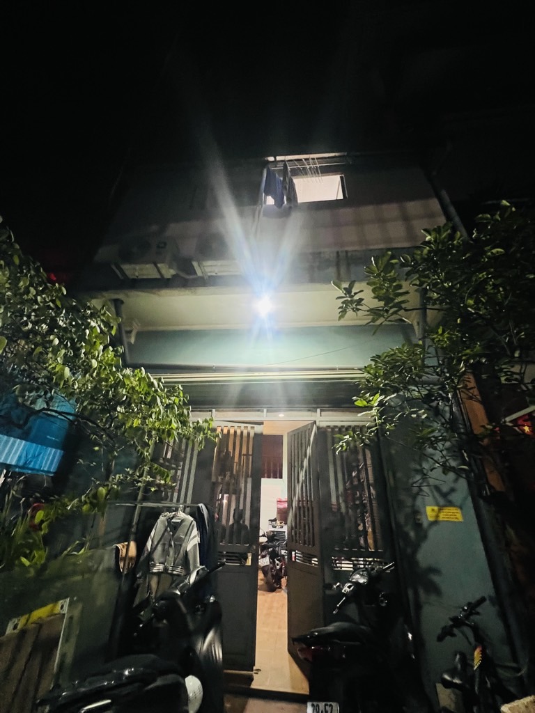 Bán nhà Vĩnh Tuy - diện tích 90m2 4 tầng - Ô tô lùi cửa - giá 19 tỷ