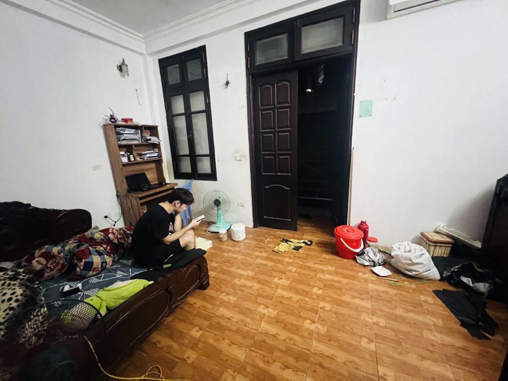 Bán nhà Vĩnh Tuy - diện tích 90m2 4 tầng - Ô tô lùi cửa - giá 19 tỷ