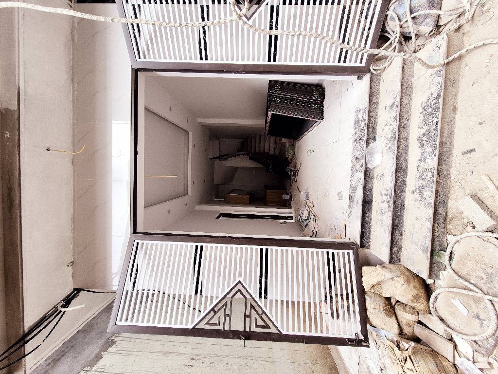 Bán nhà Thúy Lĩnh - diện tích 30m2 5 tầng - Lô góc - giá 6,5 tỷ