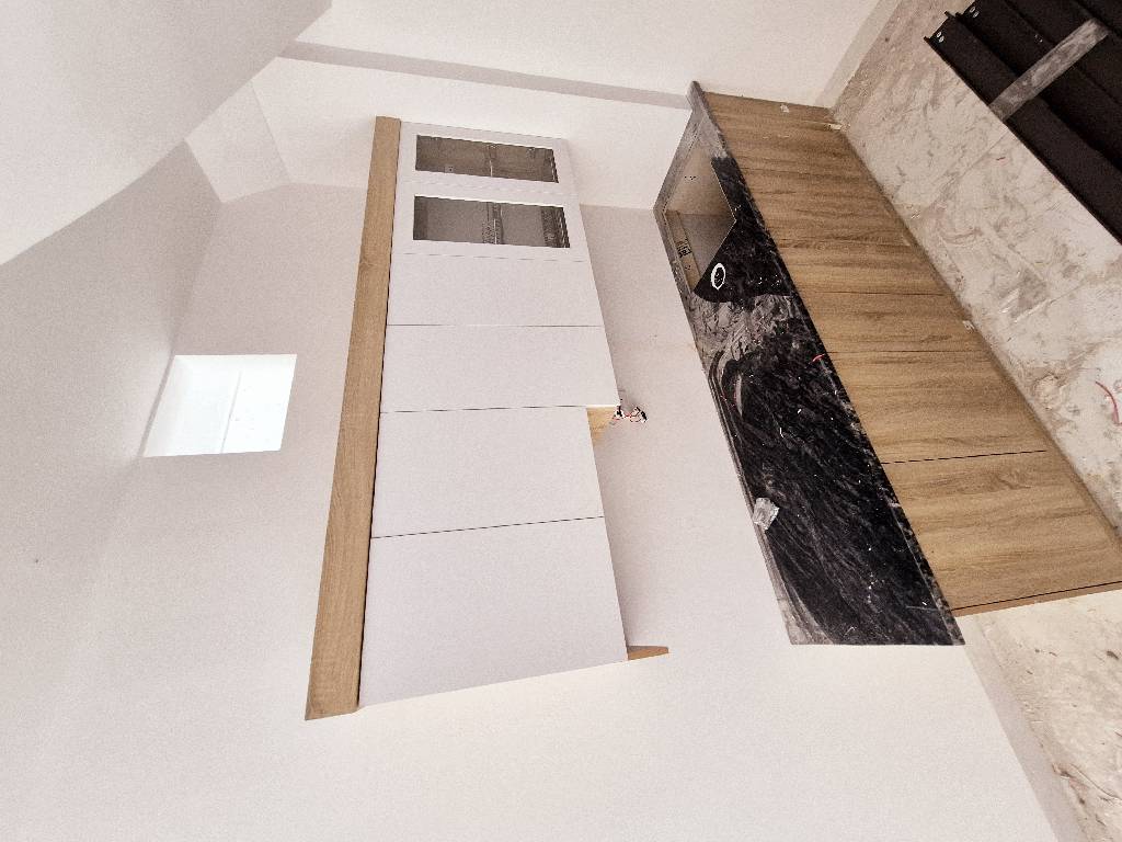 Bán nhà Thúy Lĩnh - diện tích 30m2 5 tầng - Lô góc - giá 6,5 tỷ