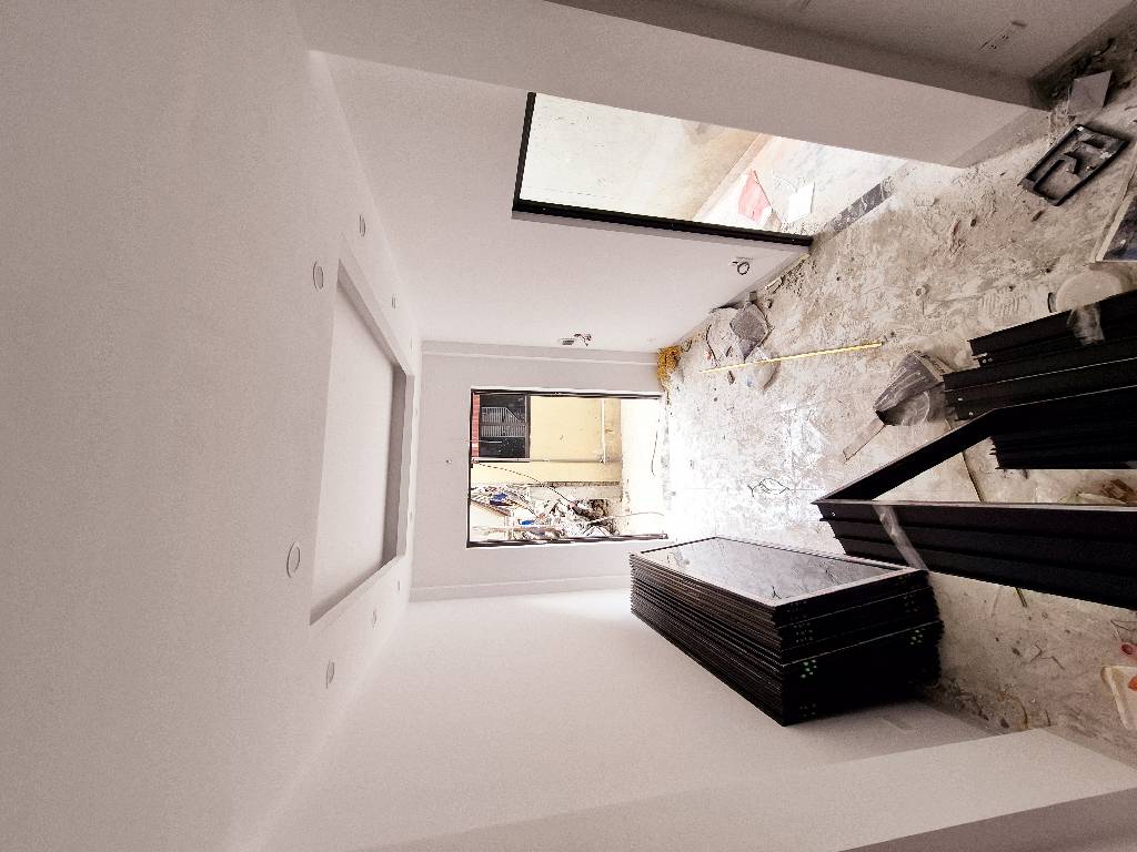 Bán nhà Thúy Lĩnh - diện tích 30m2 5 tầng - Lô góc - giá 6,5 tỷ