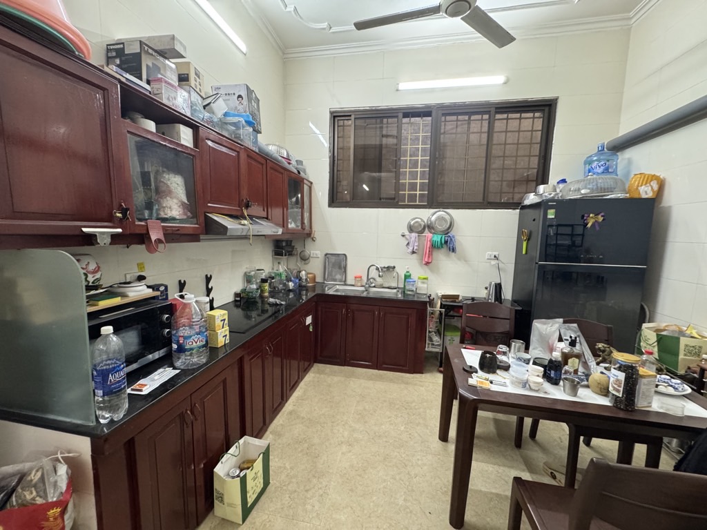 Bán nhà Quan Nhân - diện tích 39m2 4 tầng - ô tô đỗ cửa - giá 17,5 tỷ