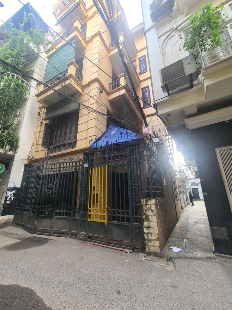 Bán nhà La Thành - diện tích 78.8m2 5 tầng - Nhà lô góc 3 mặt thoáng - giá 21 tỷ