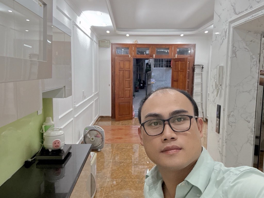 Bán nhà Trại Cá - diện tích 40m2 5 tầng - Mặt ngõ kinh doanh ô tô thông - giá 12,5 tỷ