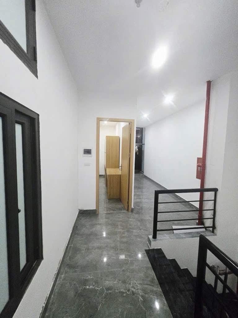 Bán nhà Kim Giang - diện tích 65,4m2 7 tầng - Ngõ cực đẹp và thoáng 15m ra ô tô - giá 19,3 tỷ