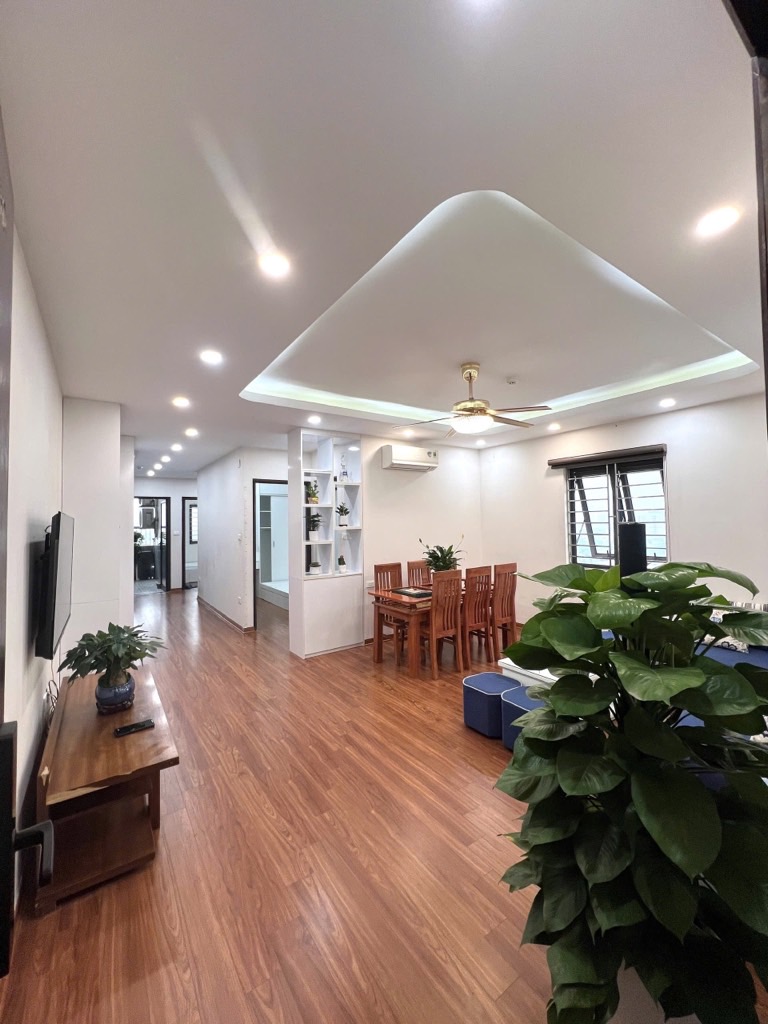 Bán nhà Bùi Xương Trạch - diện tích 67,3m2 1 tầng - Căn hộ lô góc - giá 5,7 tỷ