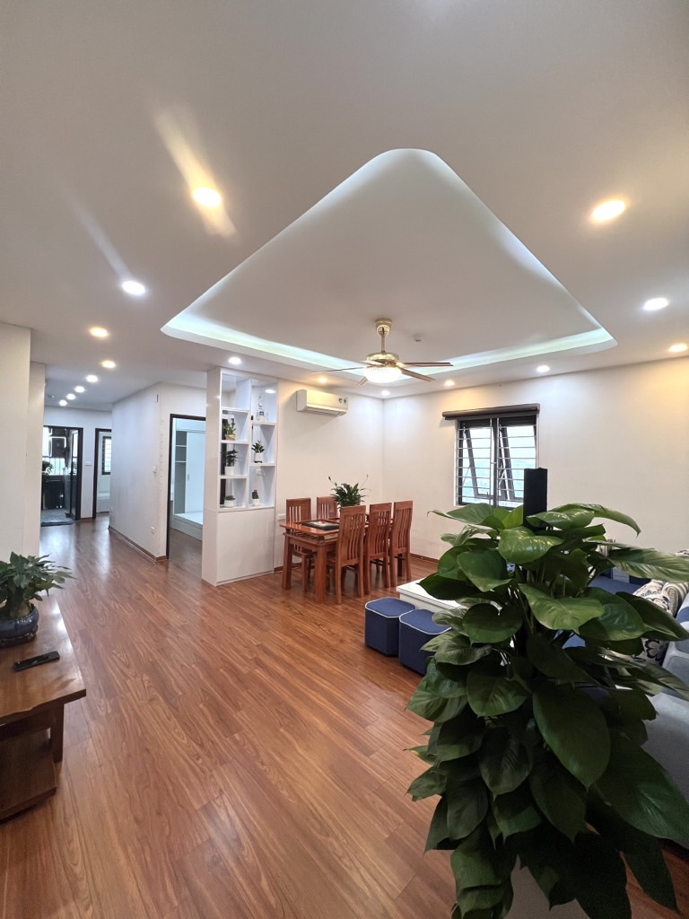 Bán nhà Bùi Xương Trạch - diện tích 67,3m2 1 tầng - Căn hộ lô góc - giá 5,7 tỷ