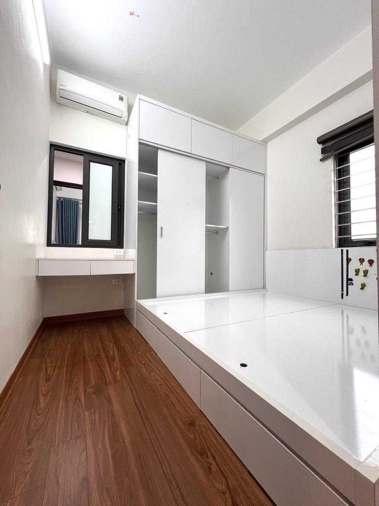 Bán nhà Bùi Xương Trạch - diện tích 67,3m2 1 tầng - Căn hộ lô góc - giá 5,7 tỷ