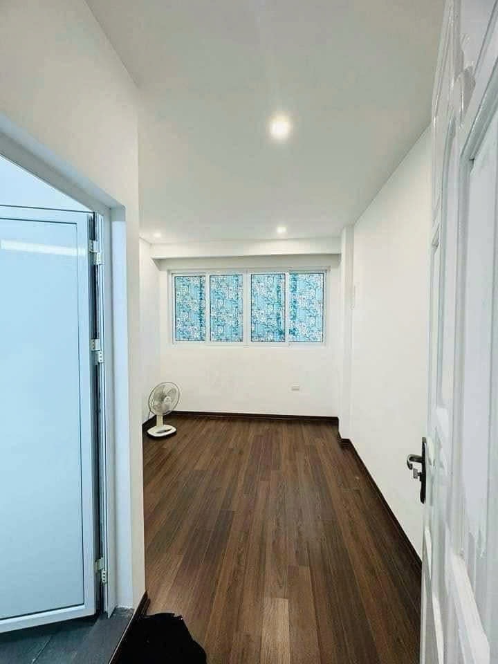 Bán nhà Chùa Liên Phái - diện tích 24,8m2 5 tầng - Nhà đẹp gần ĐH Bách Kinh Xây - giá 6,35 tỷ