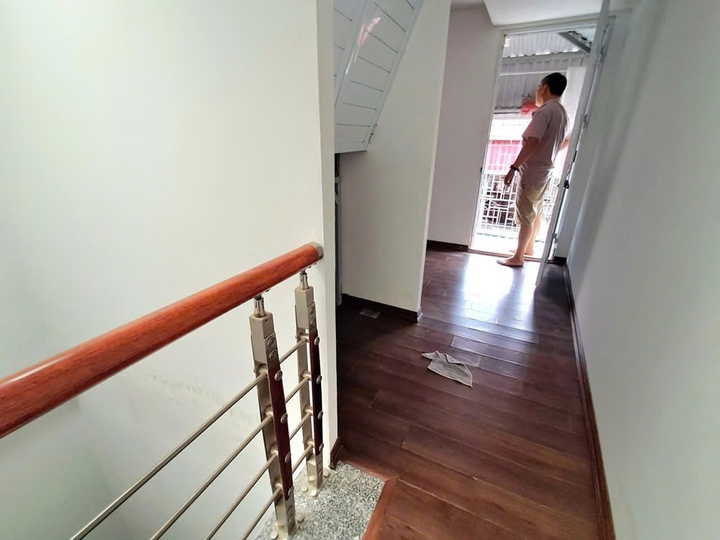 Bán nhà Chùa Liên Phái - diện tích 24,8m2 5 tầng - Nhà đẹp gần ĐH Bách Kinh Xây - giá 6,35 tỷ