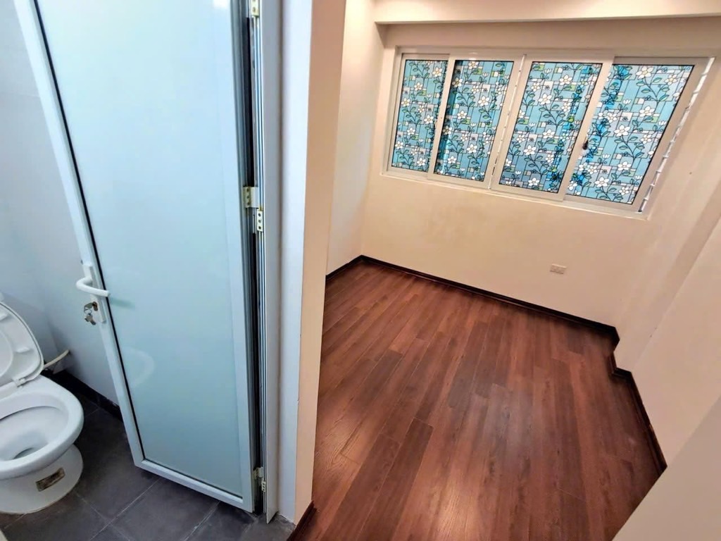 Bán nhà Chùa Liên Phái - diện tích 24,8m2 5 tầng - Nhà đẹp gần ĐH Bách Kinh Xây - giá 6,35 tỷ