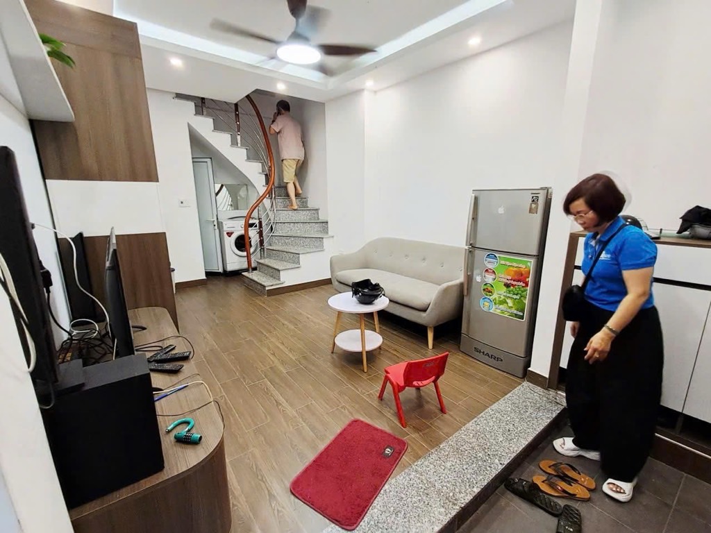 Bán nhà Chùa Liên Phái - diện tích 24,8m2 5 tầng - Nhà đẹp gần ĐH Bách Kinh Xây - giá 6,35 tỷ