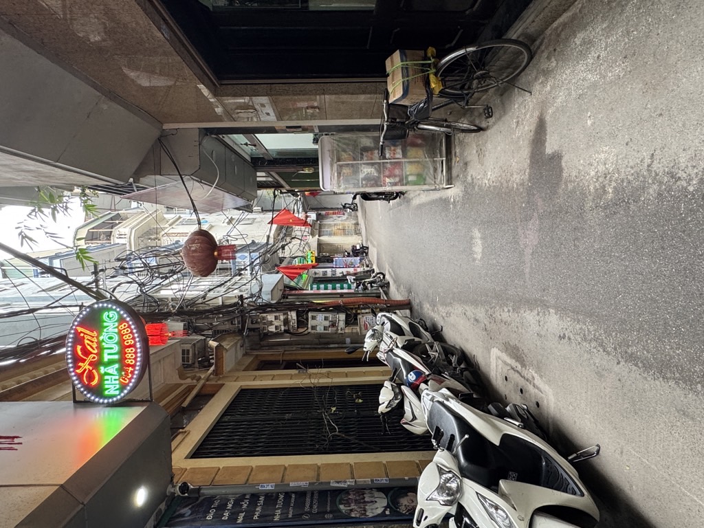 Bán nhà Trường Chinh - diện tích 77.5m2 6 tầng - Mặt ngõ kinh doanh - giá 23,5 tỷ