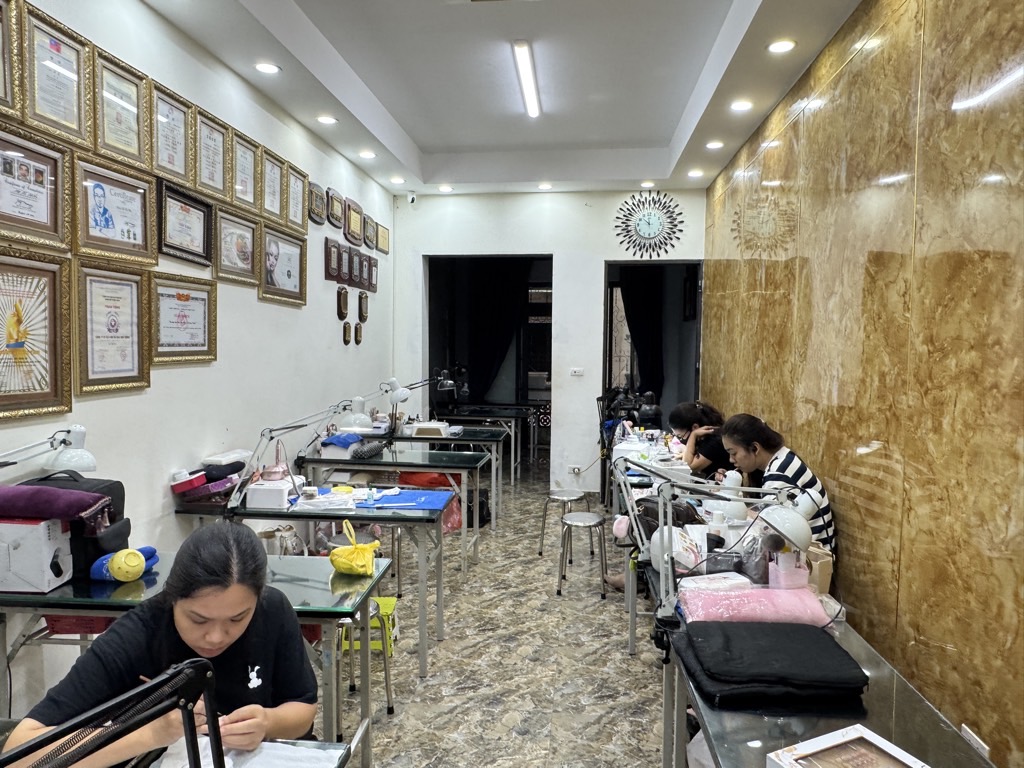 Bán nhà Trường Chinh - diện tích 77.5m2 6 tầng - Mặt ngõ kinh doanh - giá 23,5 tỷ