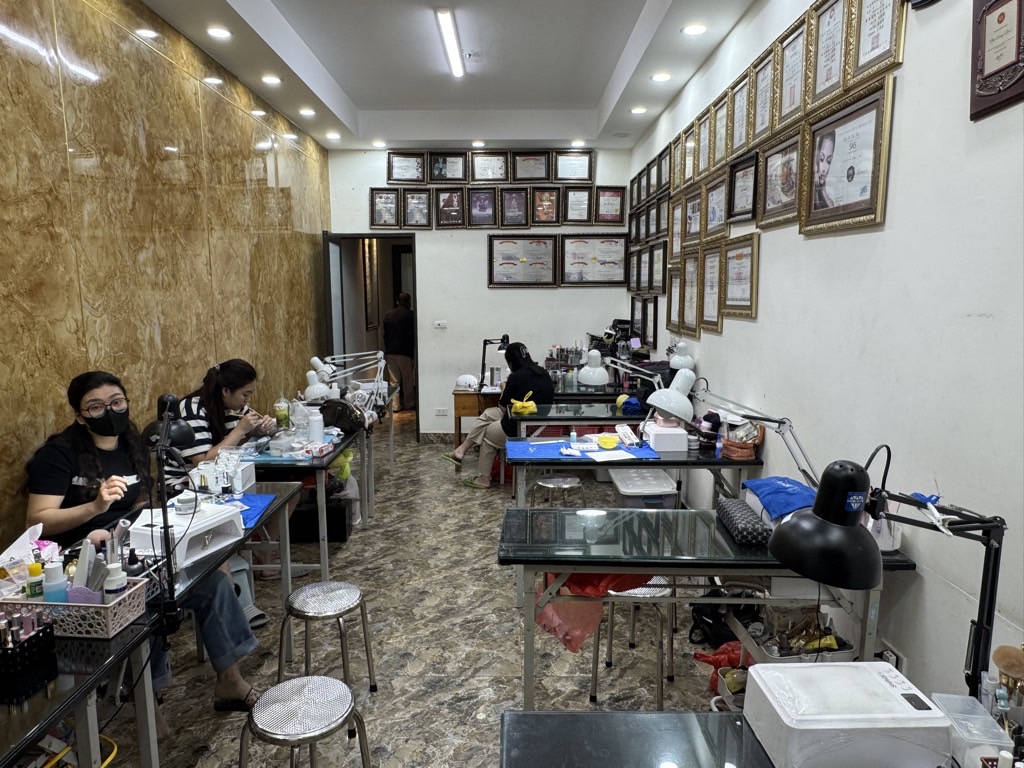 Bán nhà Trường Chinh - diện tích 77.5m2 6 tầng - Mặt ngõ kinh doanh - giá 23,5 tỷ