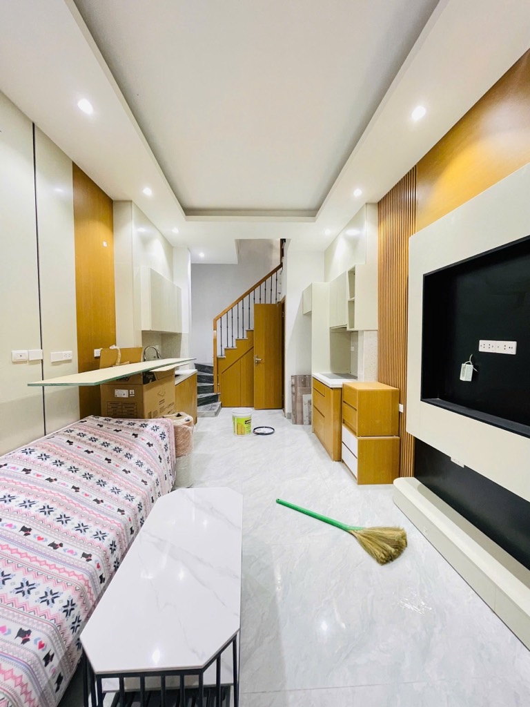 Bán nhà Mai Hắc Đế - diện tích 52m2 3 tầng - vị trí vàng hiếm nhà bán - giá 10,38 tỷ