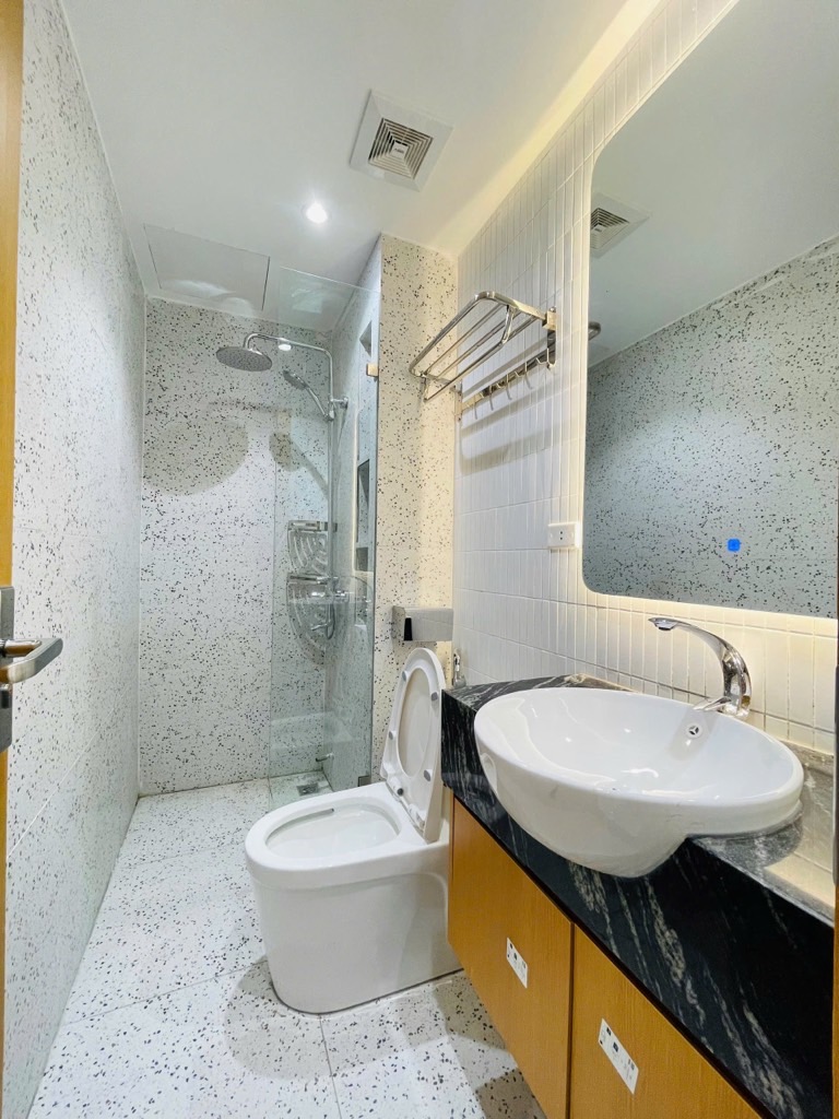 Bán nhà Mai Hắc Đế - diện tích 52m2 3 tầng - vị trí vàng hiếm nhà bán - giá 10,38 tỷ