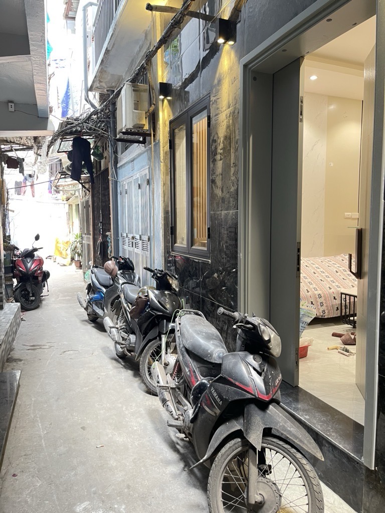 Bán nhà Mai Hắc Đế - diện tích 52m2 3 tầng - vị trí vàng hiếm nhà bán - giá 10,38 tỷ