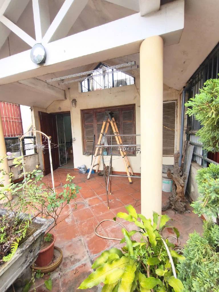 Bán nhà Võ Thị Sáu - diện tích 64,8m2 5 tầng - Gần hồ, ngõ rộng ba gác tránh nhau - giá 18,6 tỷ