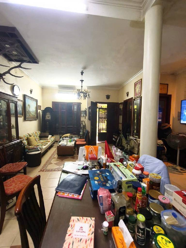 Bán nhà Võ Thị Sáu - diện tích 64,8m2 5 tầng - Gần hồ, ngõ rộng ba gác tránh nhau - giá 18,6 tỷ