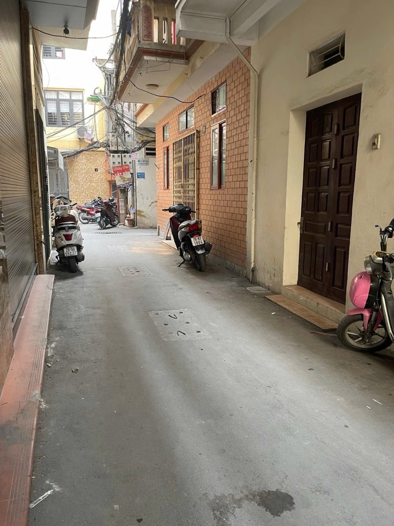 Bán nhà Tôn Đức Thắng - diện tích 28,9m2 5 tầng - Ô tô gần - giá 12 tỷ