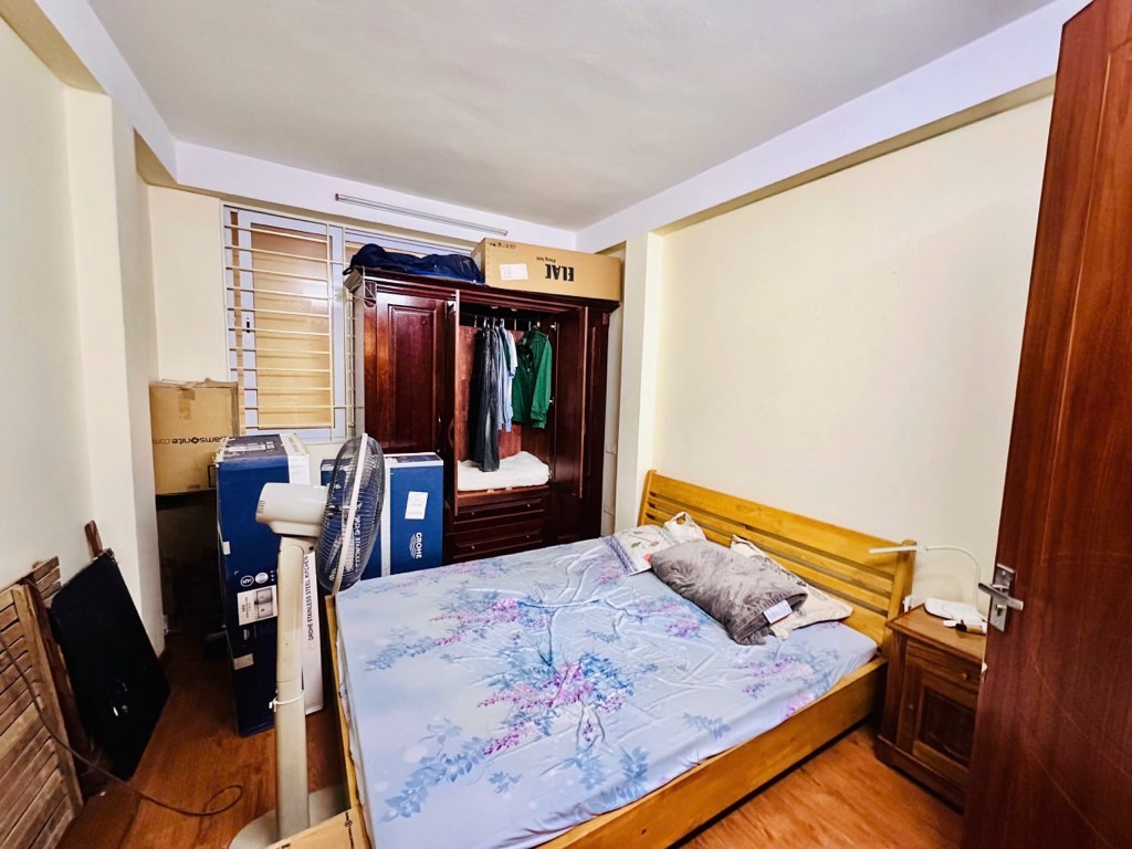 Bán nhà Tôn Đức Thắng - diện tích 28,9m2 5 tầng - Ô tô gần - giá 12 tỷ