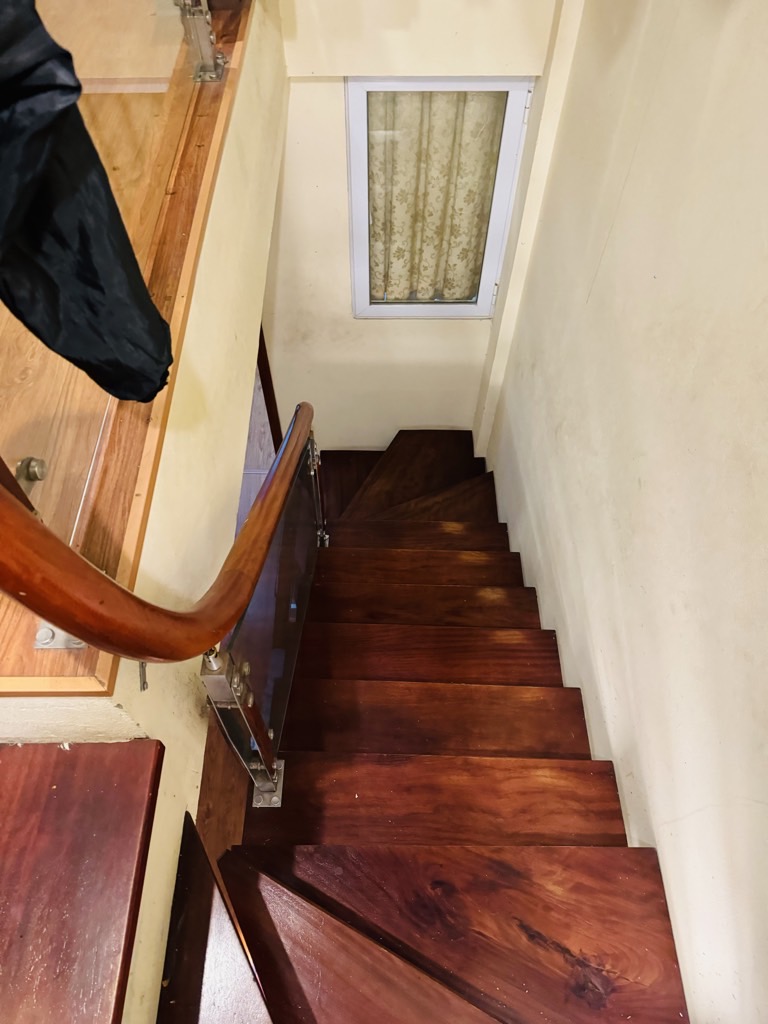 Bán nhà Tôn Đức Thắng - diện tích 28,9m2 5 tầng - Ô tô gần - giá 12 tỷ