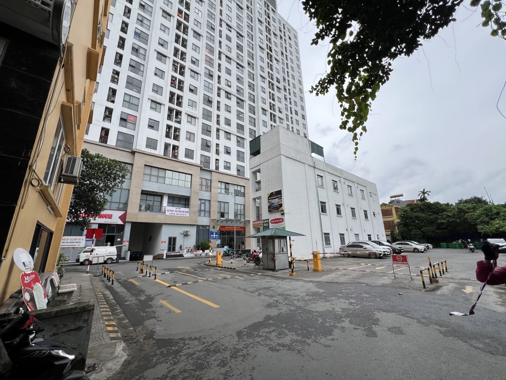 Bán nhà Nguyễn Huy Tưởng - diện tích 76m2 3 tầng - ô tô tránh - giá 13 tỷ