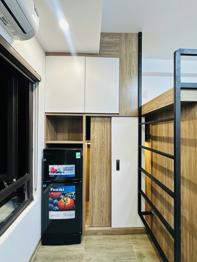 Bán nhà Trương Định - diện tích 42.2m2 5 tầng - Sổ đỏ chính chủ - giá 10,5 tỷ