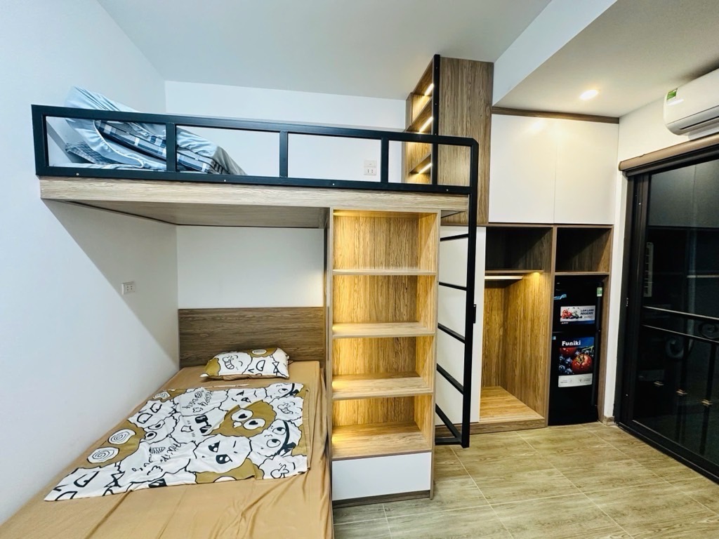 Bán nhà Trương Định - diện tích 42.2m2 5 tầng - Sổ đỏ chính chủ - giá 10,5 tỷ