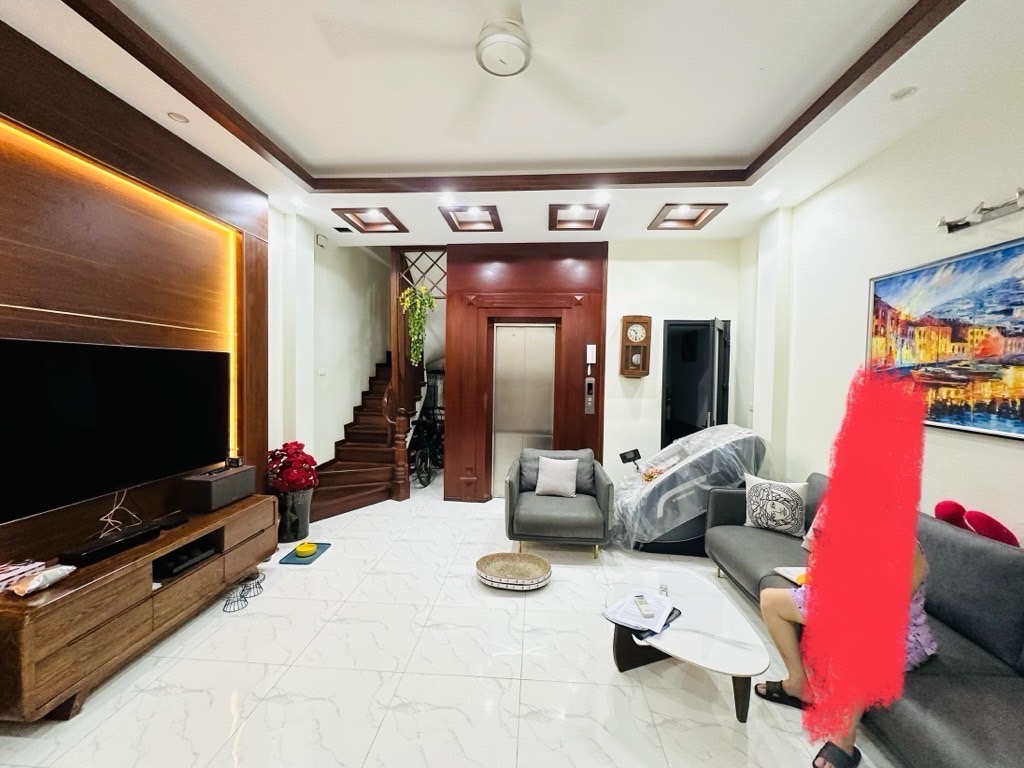 Bán nhà Tây Sơn - diện tích 43.3m2 6 tầng - thang máy - giá 14,5 tỷ