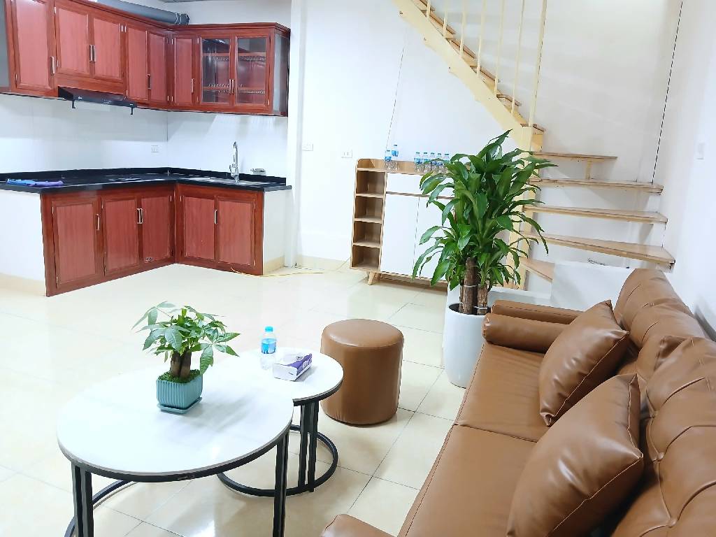 Bán nhà Định Công Hạ - diện tích 36m2 3 tầng - GẦN Ô TÔ - NHÀ ĐẸP - SÁT PHỐ - VIEW HỒ - TẶNG NỘI THẤT - giá 3,5 tỷ