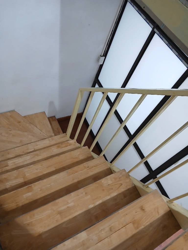 Bán nhà Định Công Hạ - diện tích 36m2 3 tầng - GẦN Ô TÔ - NHÀ ĐẸP - SÁT PHỐ - VIEW HỒ - TẶNG NỘI THẤT - giá 3,5 tỷ