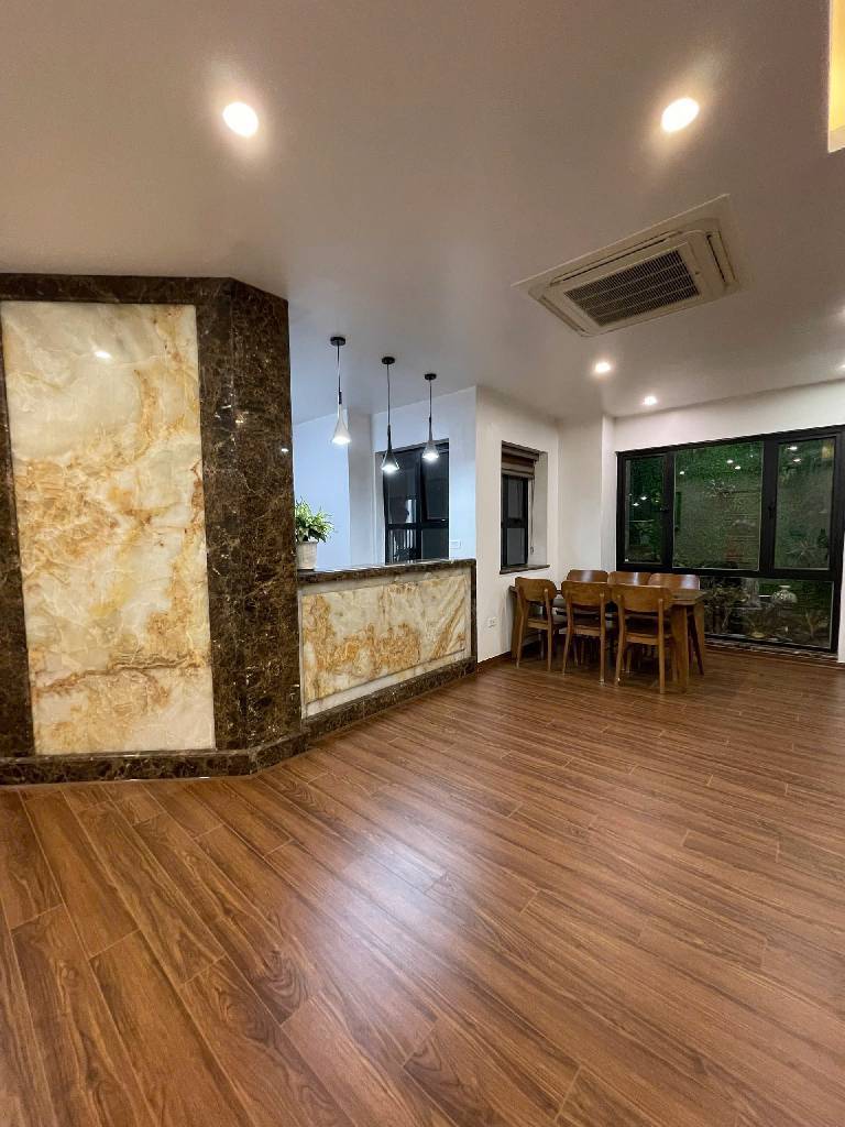 Bán nhà Nguyên Bồ - diện tích 124,4m2 10 tầng - Căn hộ 3 phòng ngủ - giá 7,6 tỷ