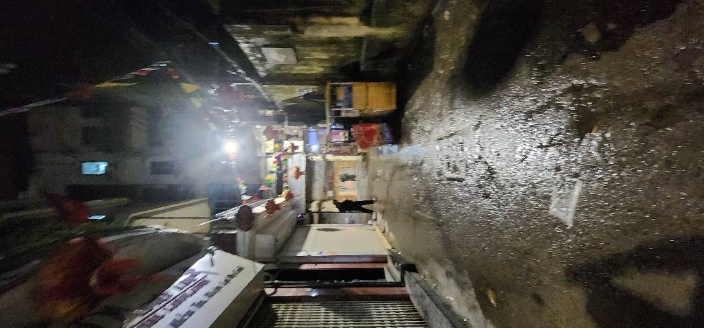 Bán nhà Tây Sơn - diện tích 25,7m2 5 tầng - nhà gần phố - giá 7,9 tỷ