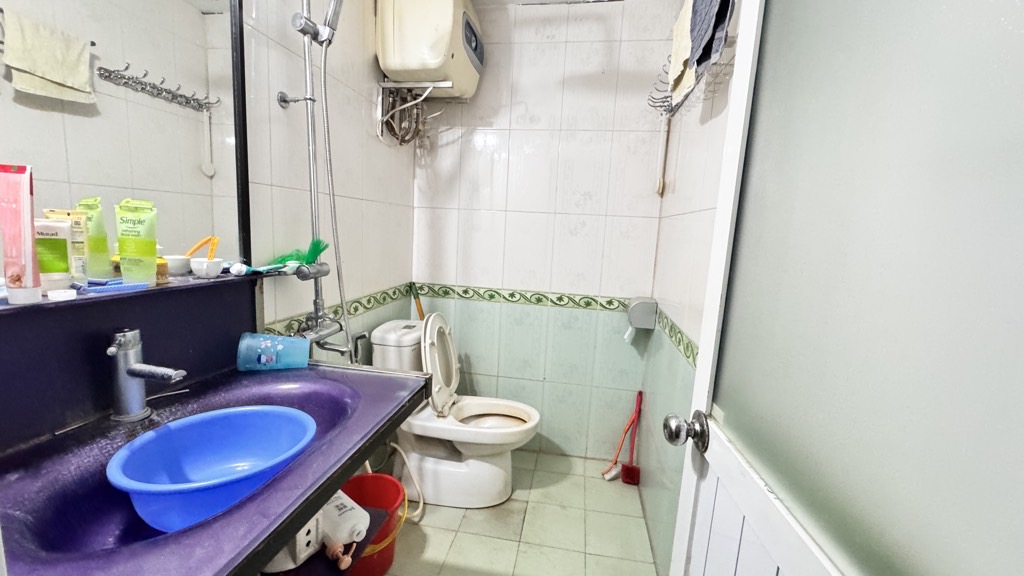 Bán nhà Giải Phóng - diện tích 37,6m2 5 tầng - ô tô vào nhà - giá 13,9 tỷ