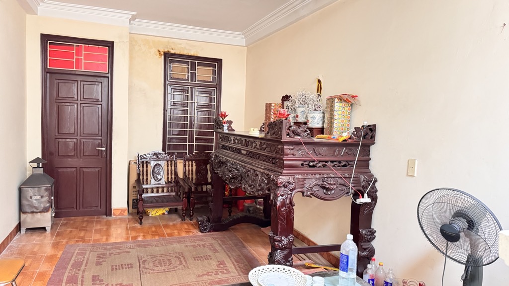 Bán nhà Giải Phóng - diện tích 37,6m2 5 tầng - ô tô vào nhà - giá 13,9 tỷ