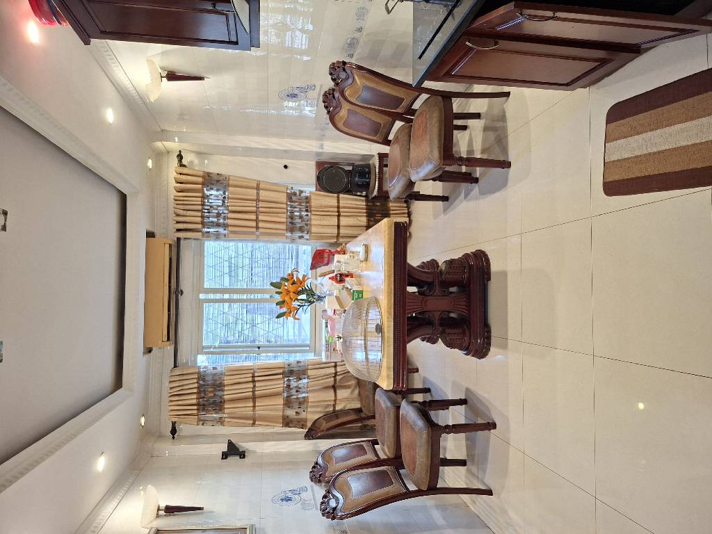 Bán nhà Trần Khát Chân - diện tích 28.2m2 5 tầng - Nhà đẹp dân xây - giá 8,5 tỷ