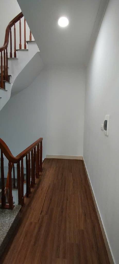 Bán nhà Vĩnh Hưng - diện tích 32.8m2 5 tầng - Nhà đẹp - giá 6,8 tỷ