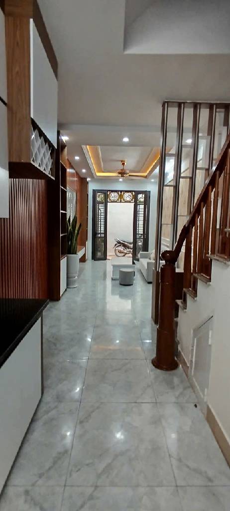 Bán nhà Vĩnh Hưng - diện tích 32.8m2 5 tầng - Nhà đẹp - giá 6,8 tỷ