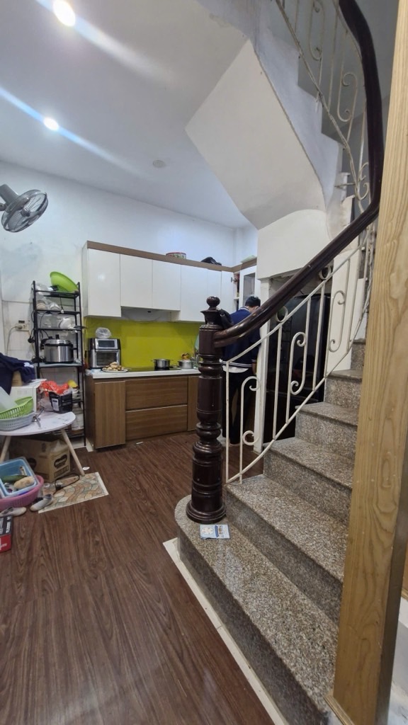 Bán nhà Nguyễn Lương Bằng - diện tích 25,1m2 5 tầng - Lô góc, gần phố - giá 7,2 tỷ