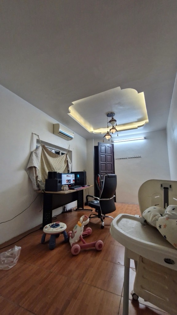 Bán nhà Nguyễn Lương Bằng - diện tích 25,1m2 5 tầng - Lô góc, gần phố - giá 7,2 tỷ