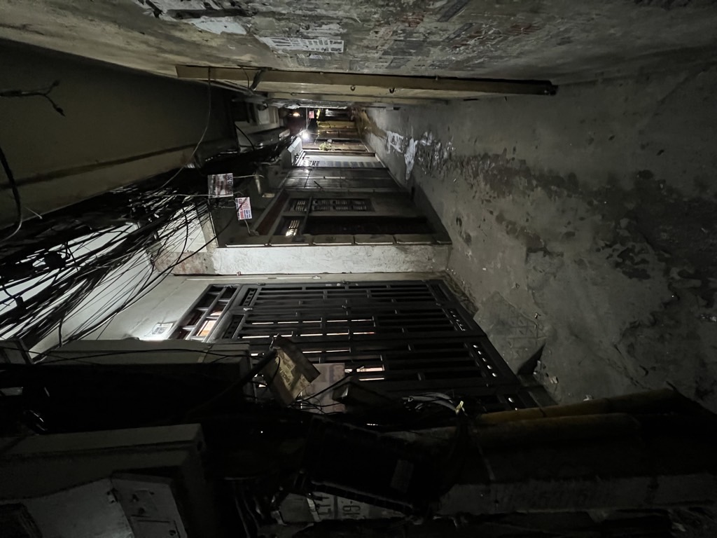 Bán nhà Nguyễn Lương Bằng - diện tích 25,1m2 5 tầng - Lô góc, gần phố - giá 7,2 tỷ