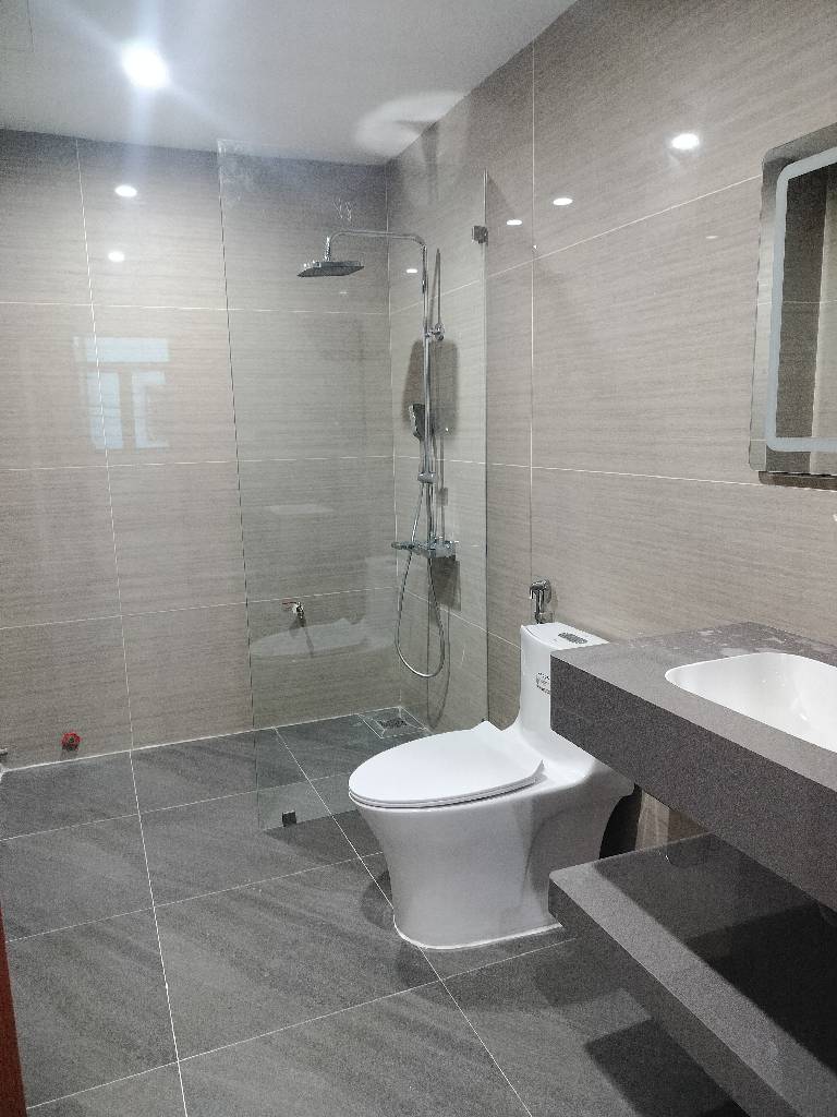 Bán nhà Trần Quý Cáp - diện tích 50.2m2 6 tầng - SIÊU PHẨM LÔ GÓC - giá 19,8 tỷ