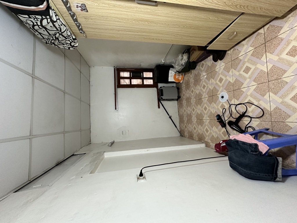 Bán nhà Nguyễn Đức Cảnh - diện tích 43.8m2 2 tầng - Mặt phố kinh doanh - giá 15 tỷ