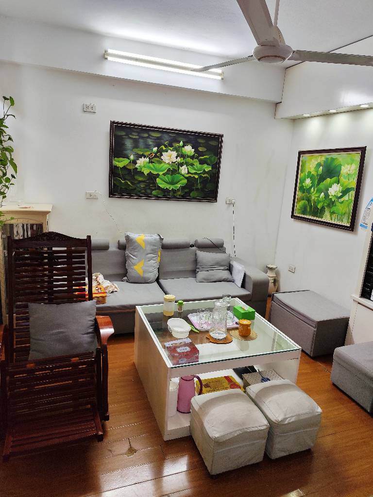 Bán nhà Lê Trọng Tấn - diện tích 96.3m2 2 tầng - Mặt phố tiện lợi - giá 8,6 tỷ