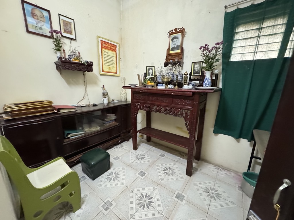 Bán nhà Hào Nam - diện tích 31m2 3 tầng - Cực hiếm - giá 8 tỷ